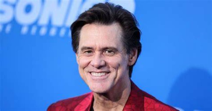 9 Jaw-Dropping Features Inside Jim Carrey's $36 Million Dollar Private Jet