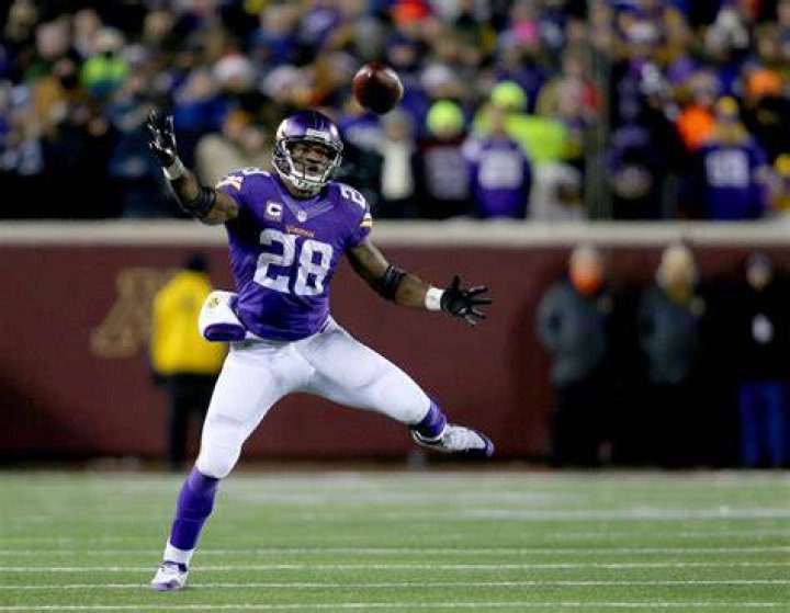 Adrian Peterson, Connor Barwin