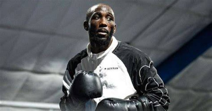 Boxer Terence Crawford Loses $317,000 Of Jewelry After Home Robbery