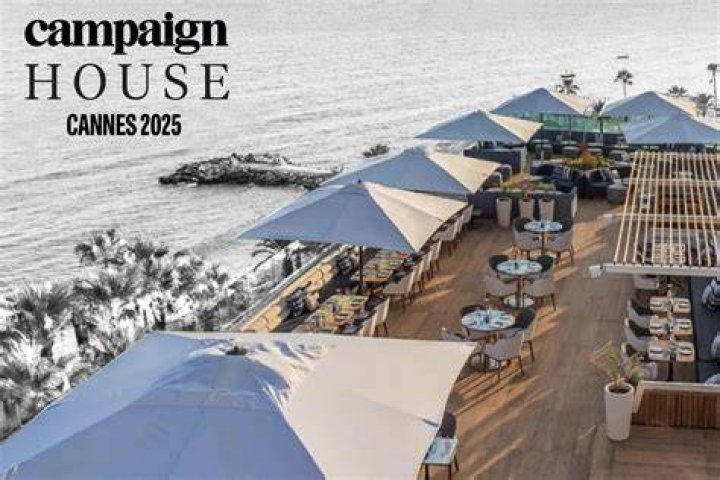 House of Der&eacute;on Campaign 