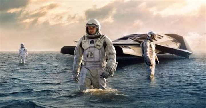 Interstellar (2014)-1