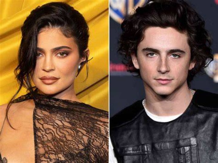 Kylie Jenner and Timothee Chalamet watching a tennis match 