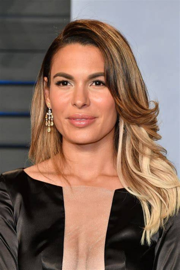 Nadine Velazquez Net Worth | TheRichest