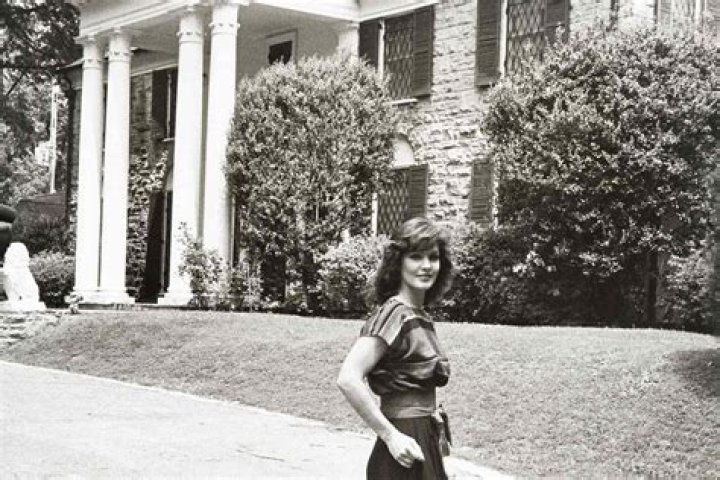 Priscilla Presley Graceland 
