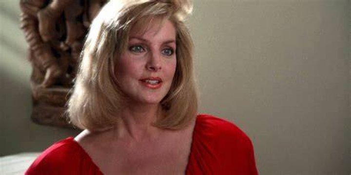Priscilla Presley in Naked Gun