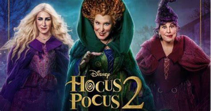 The Net Worth Of The Cast Of 'Hocus Pocus 2', Ranked